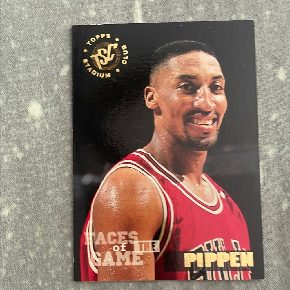 Topps Stadium Club Pippen Card - Black, Red, Gold